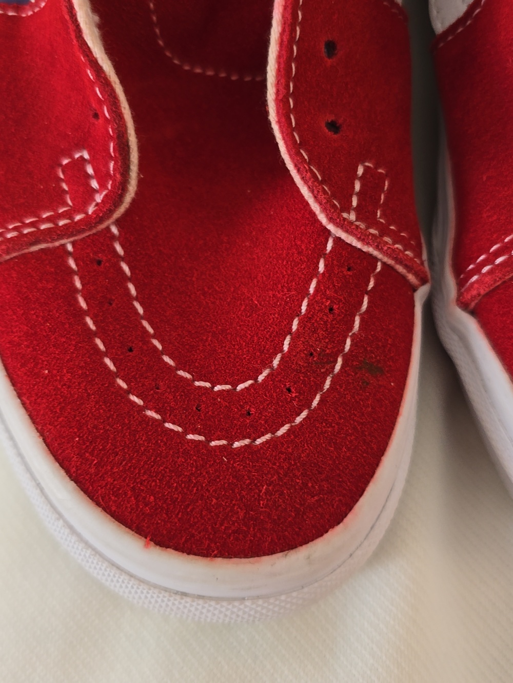 Vans - Picture 11 of 17